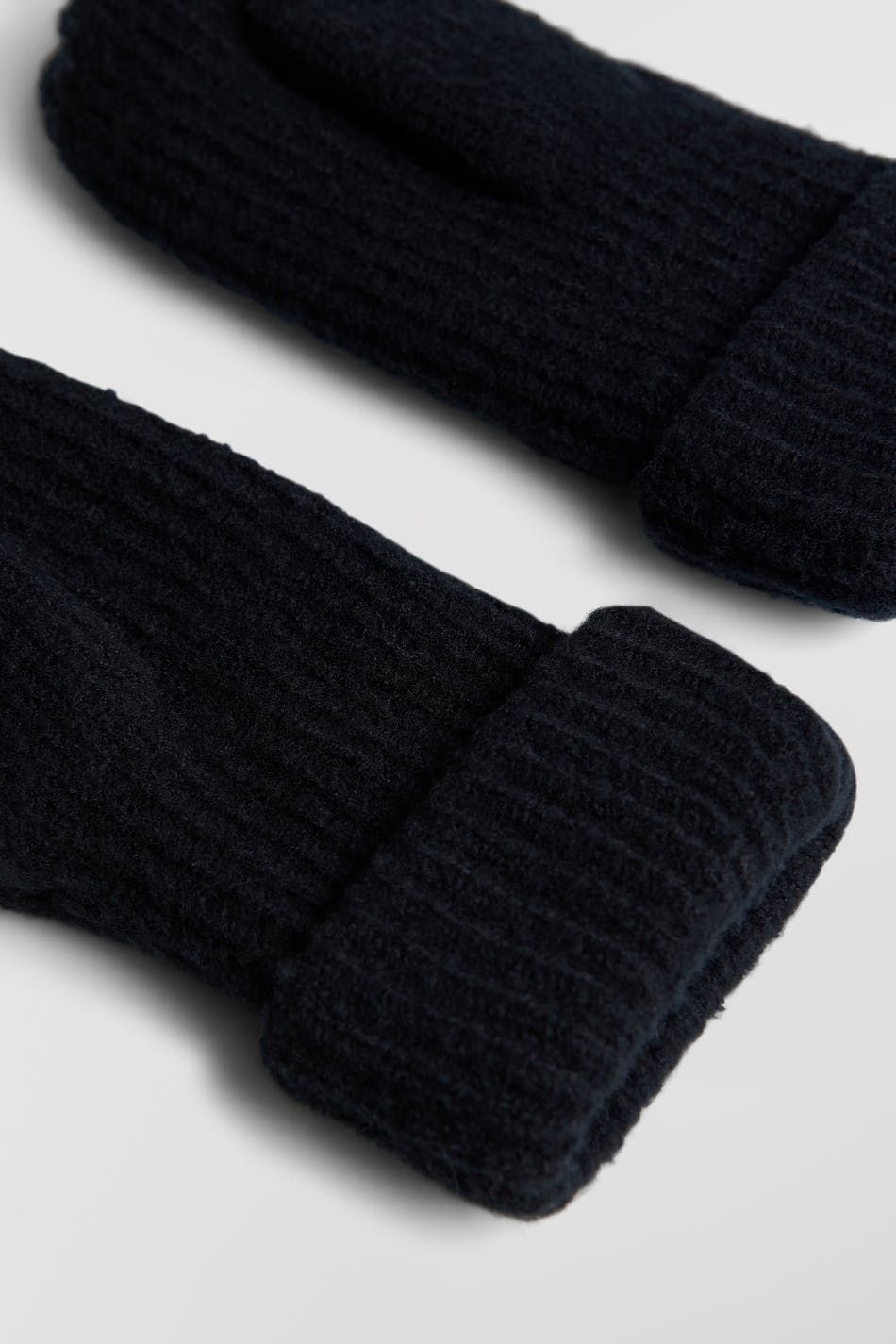 mittens