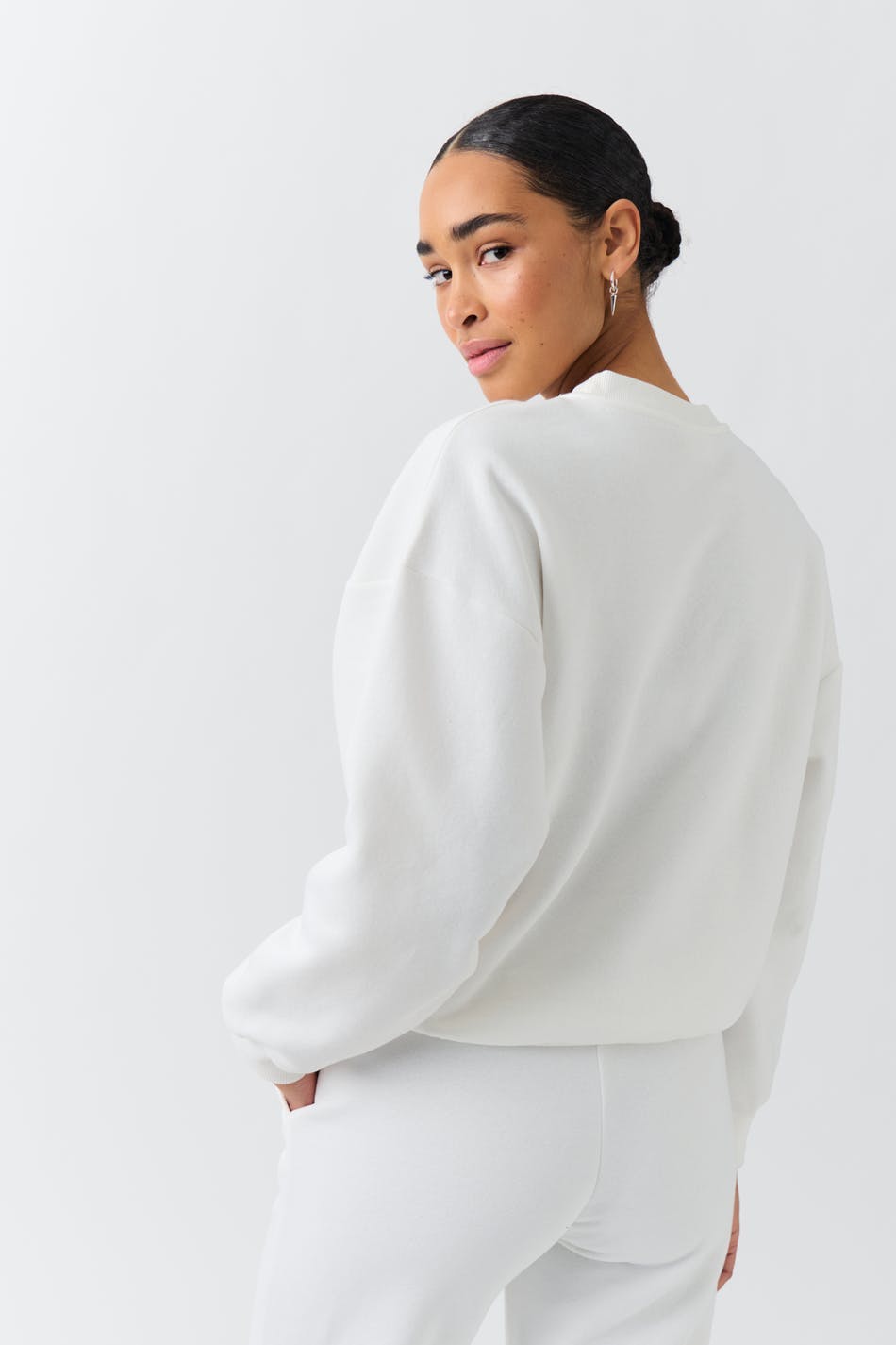 Basic sweater