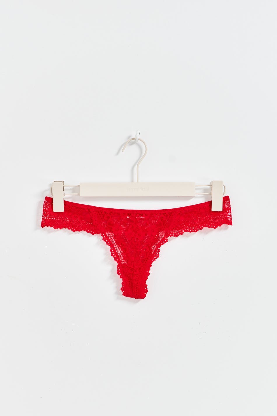 Lace thong