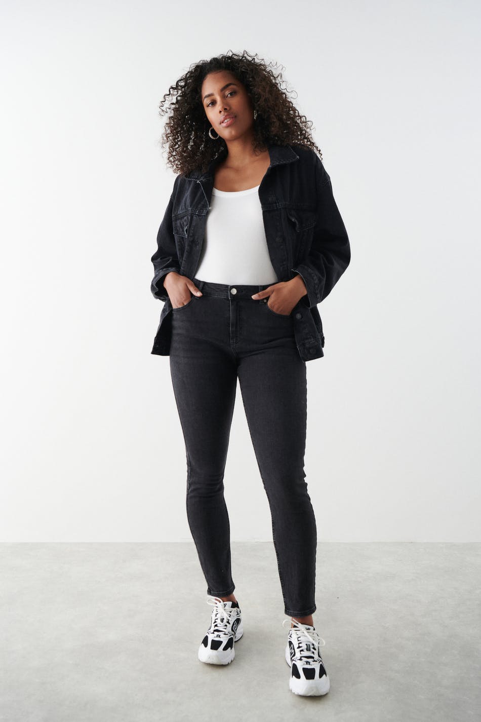 Mid waist skinny jeans