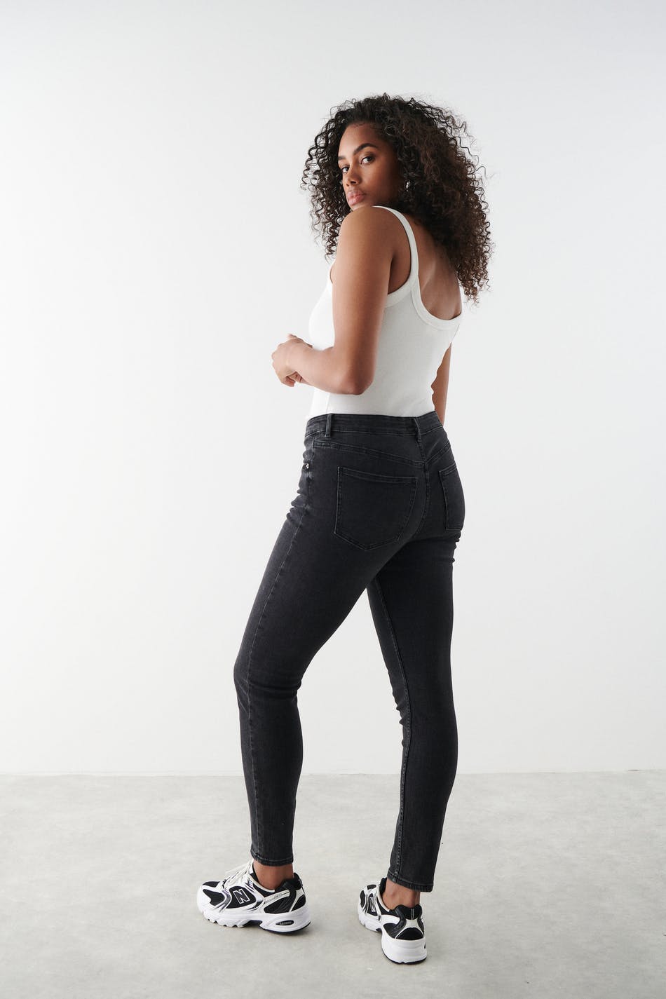 Mid waist skinny jeans
