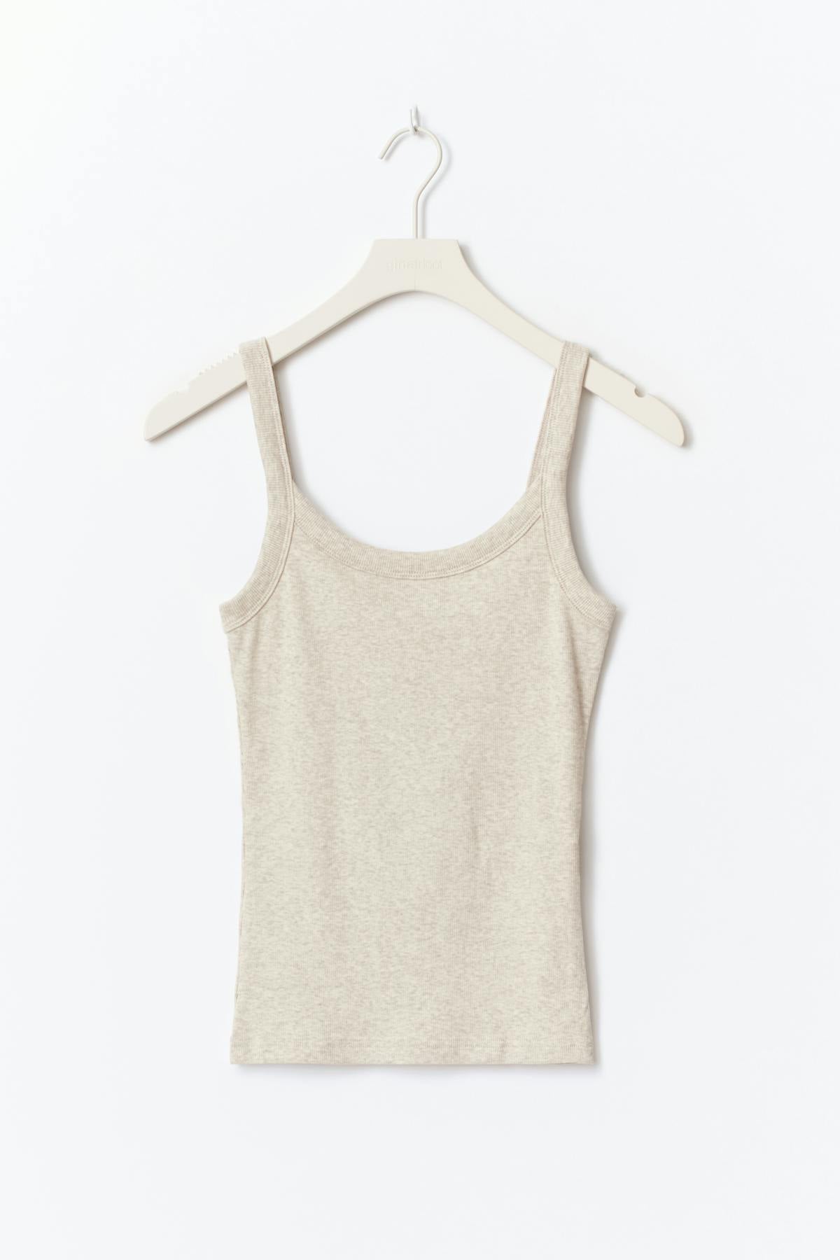 Tight fit rib singlet