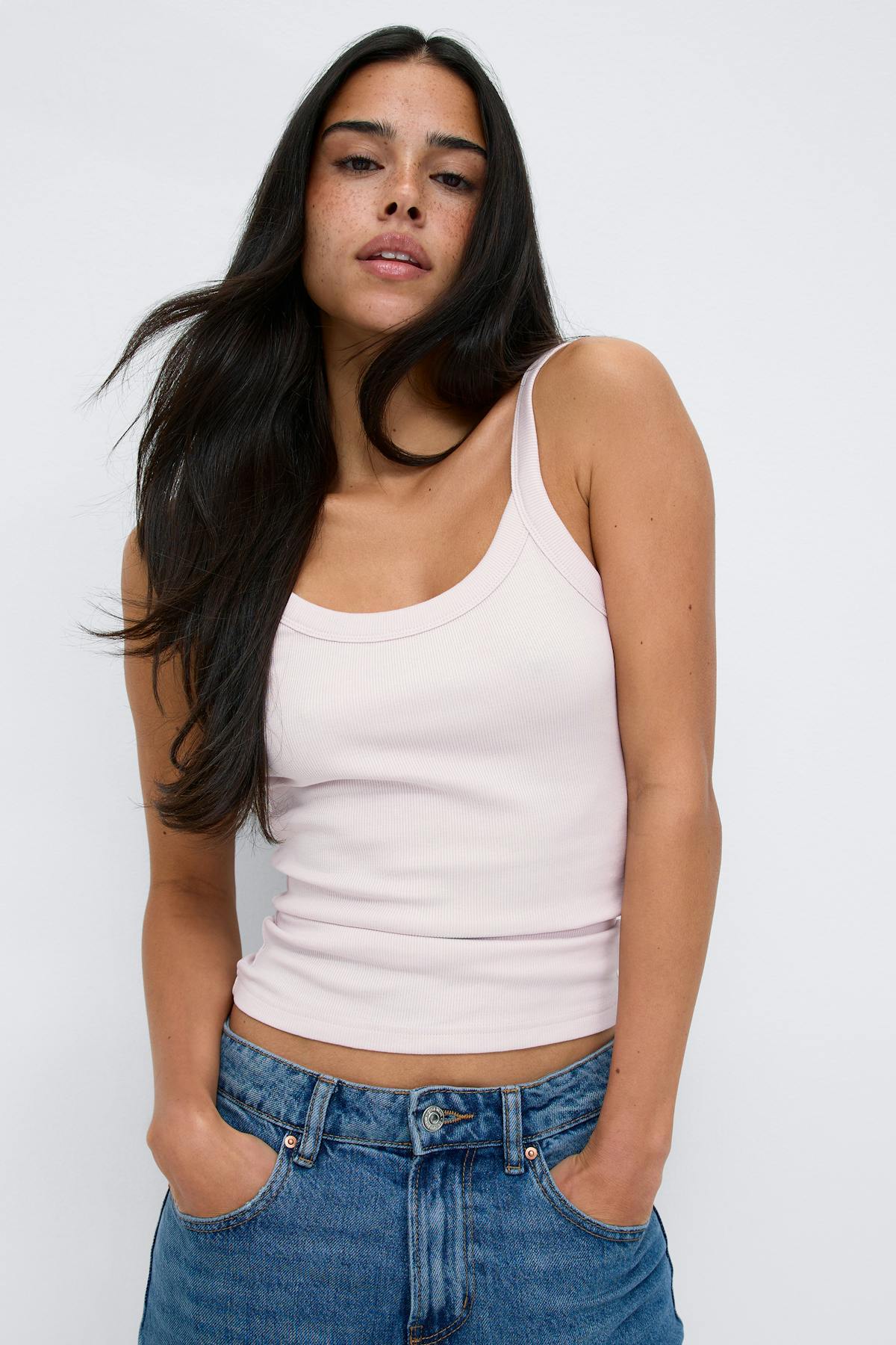 Tight fit rib singlet