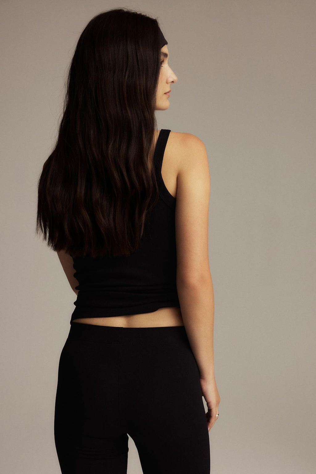 Tight fit rib singlet