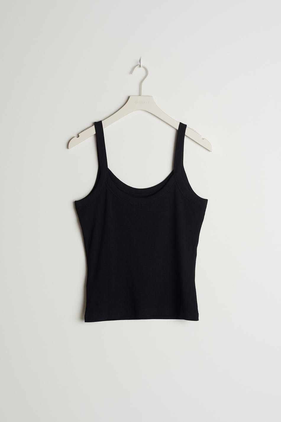 Tight fit rib singlet