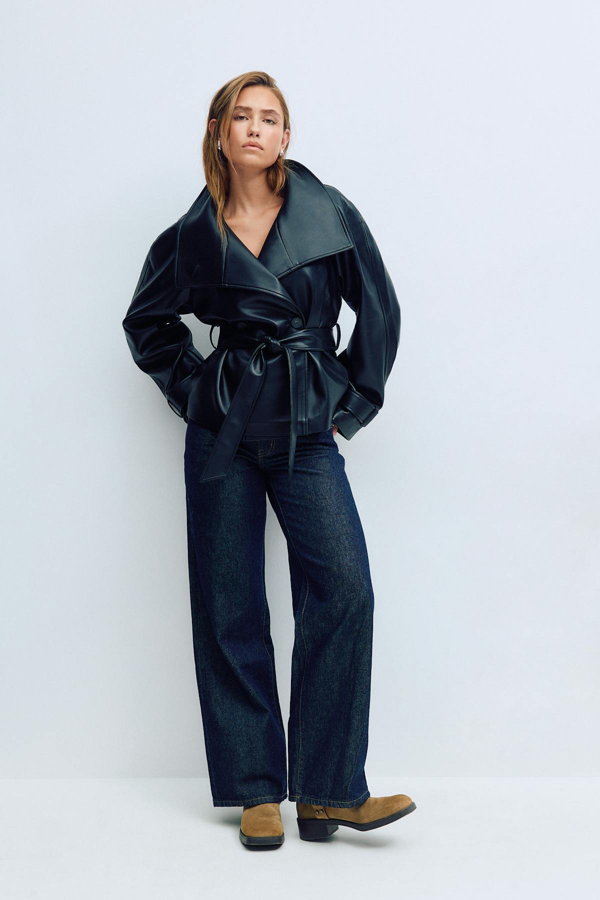 Low wide jeans