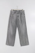Low wide jeans
