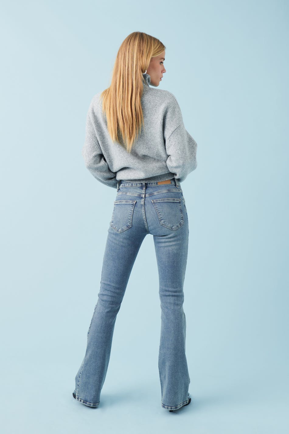 low waist bootcut jeans