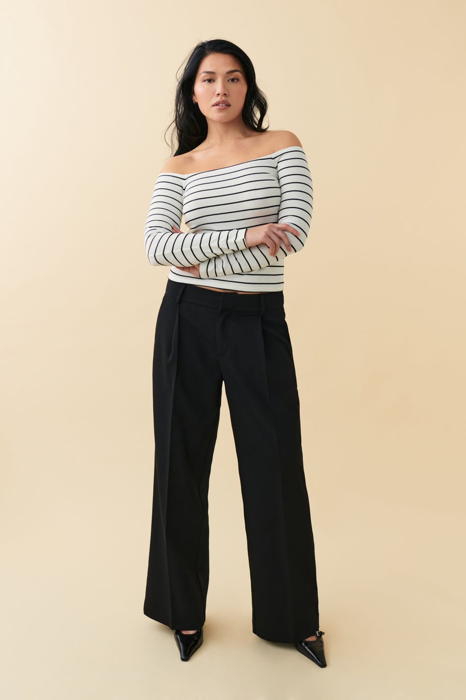 Low waist trousers