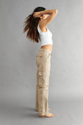 Low waist cargo jeans