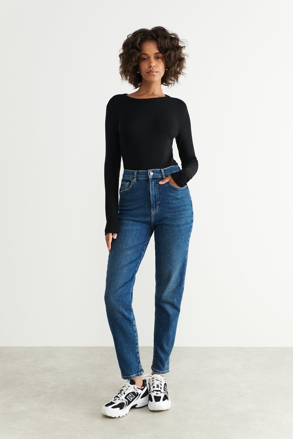 Basic long sleeve top