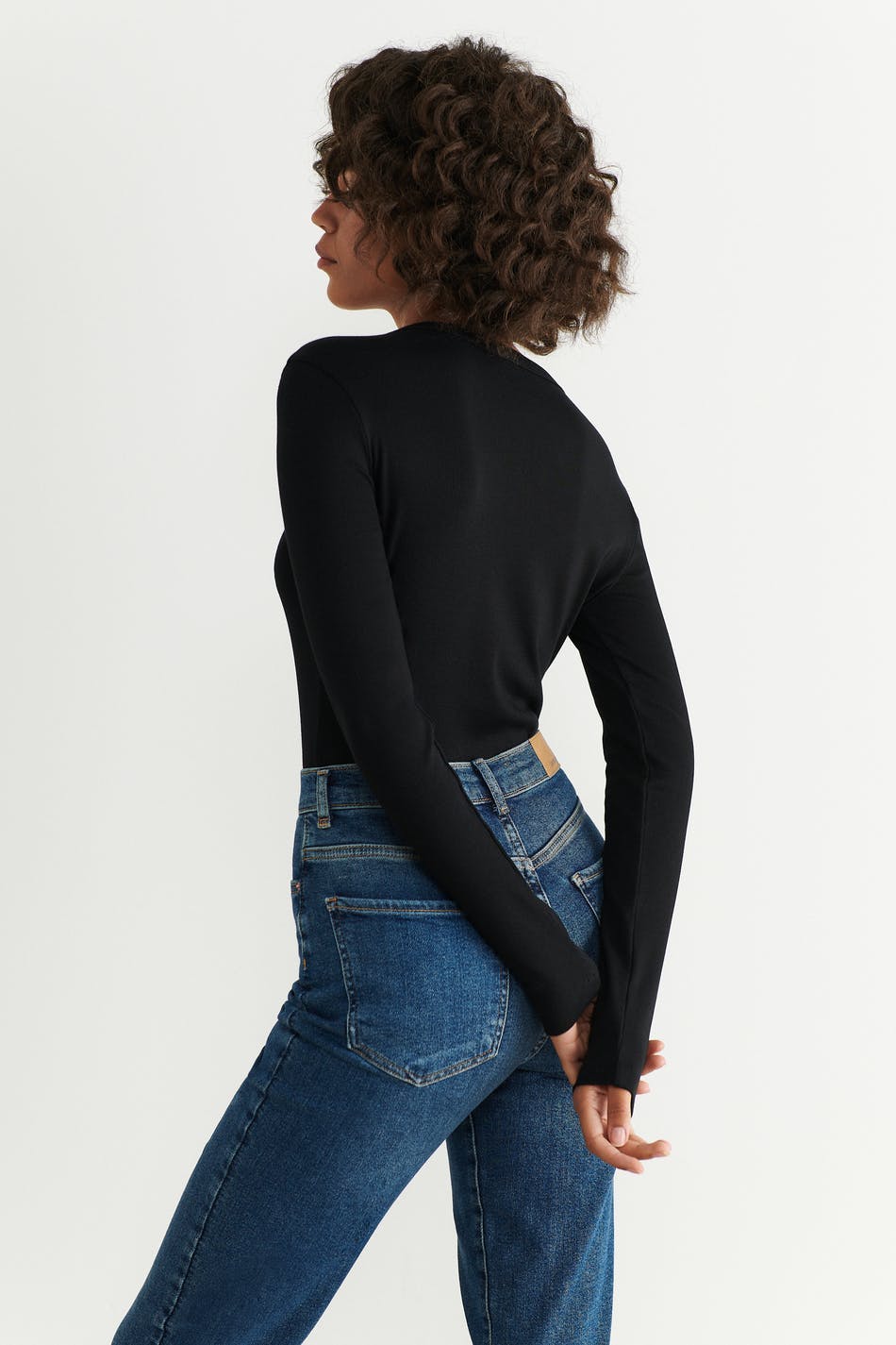 Basic long sleeve top