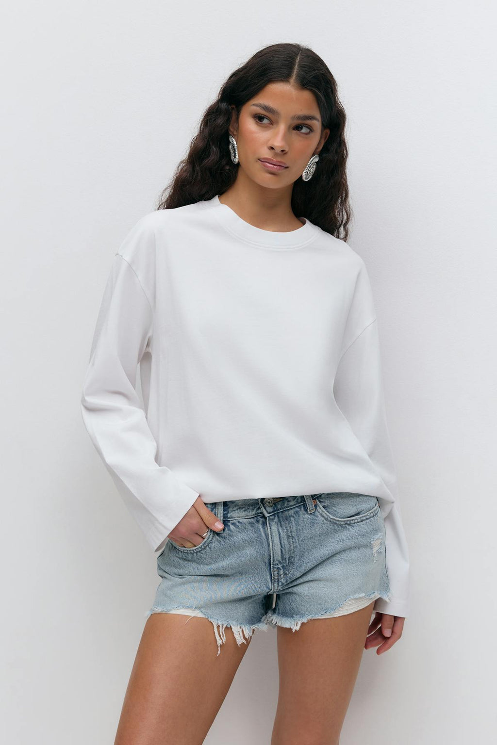Low denim shorts