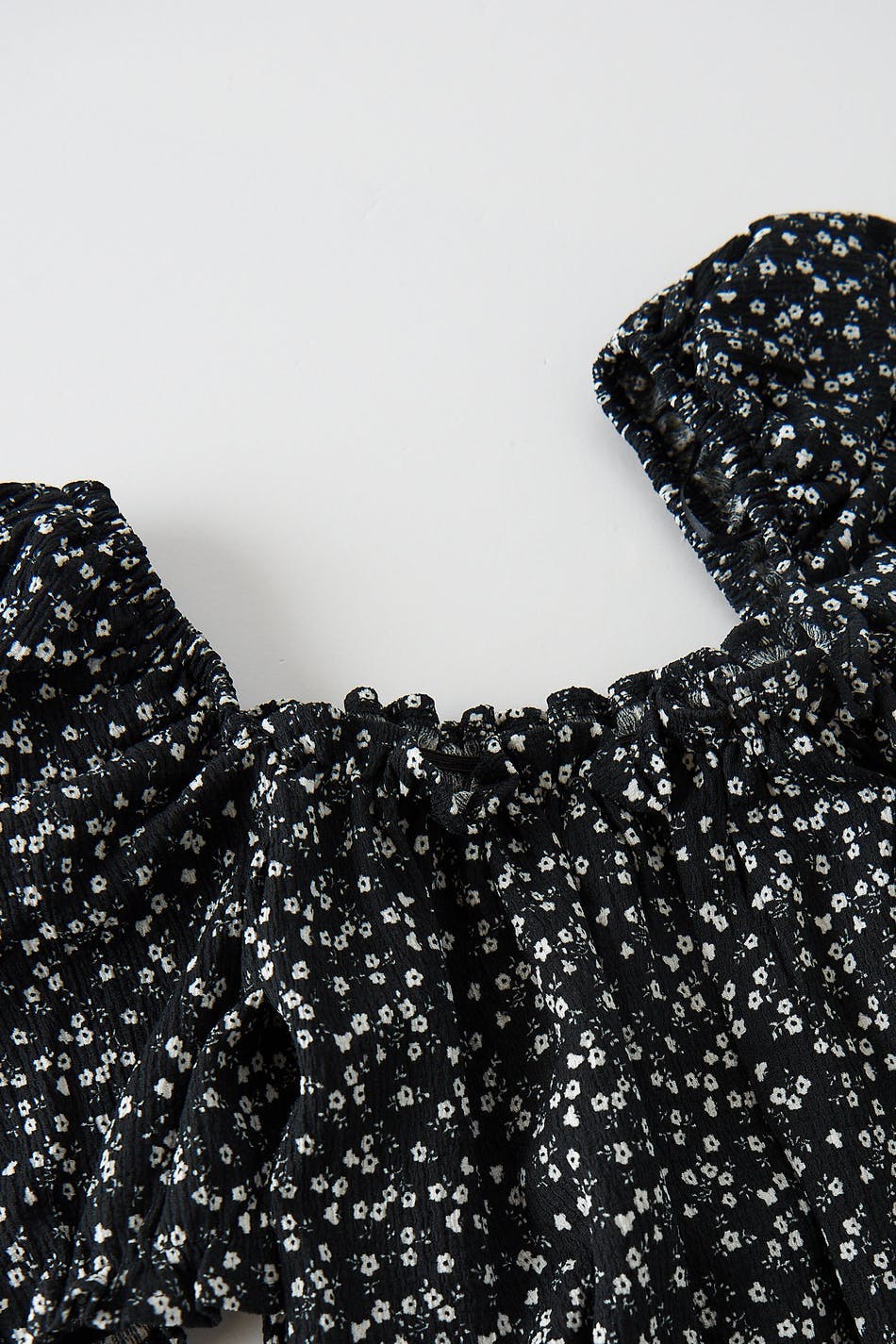 sleeve top
