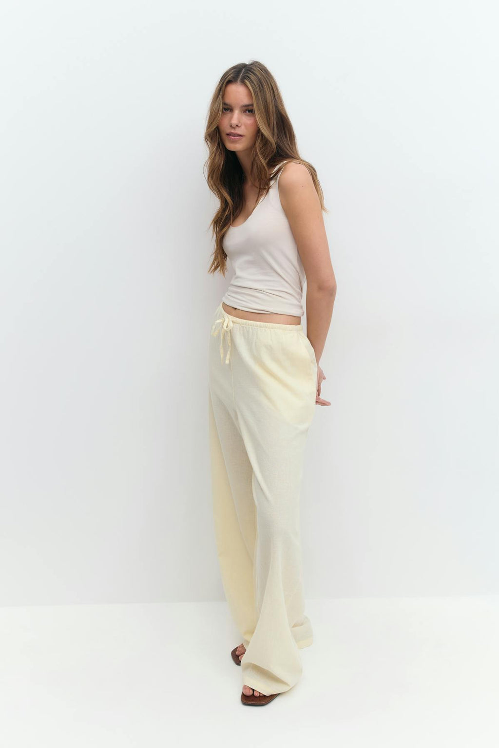 linen blend trousers