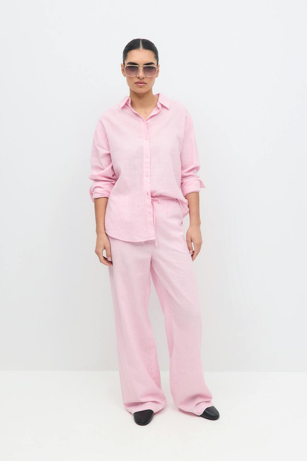 linen blend trousers