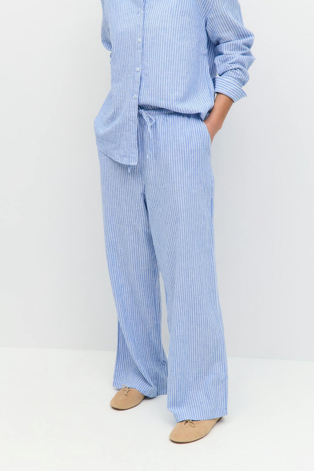 linen blend trousers