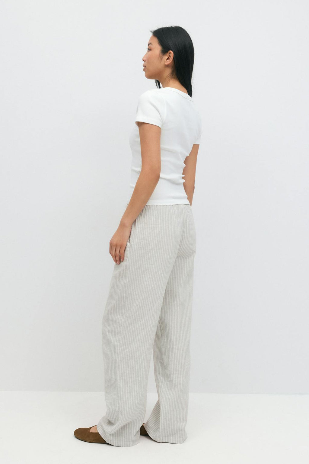 linen blend trousers
