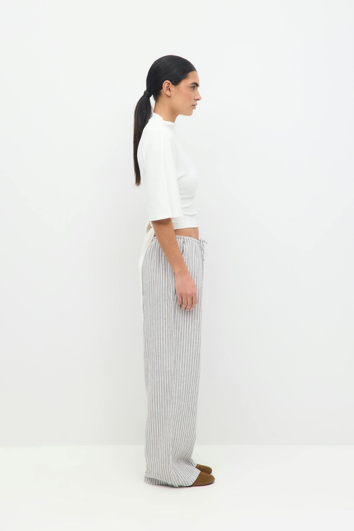 linen blend trousers