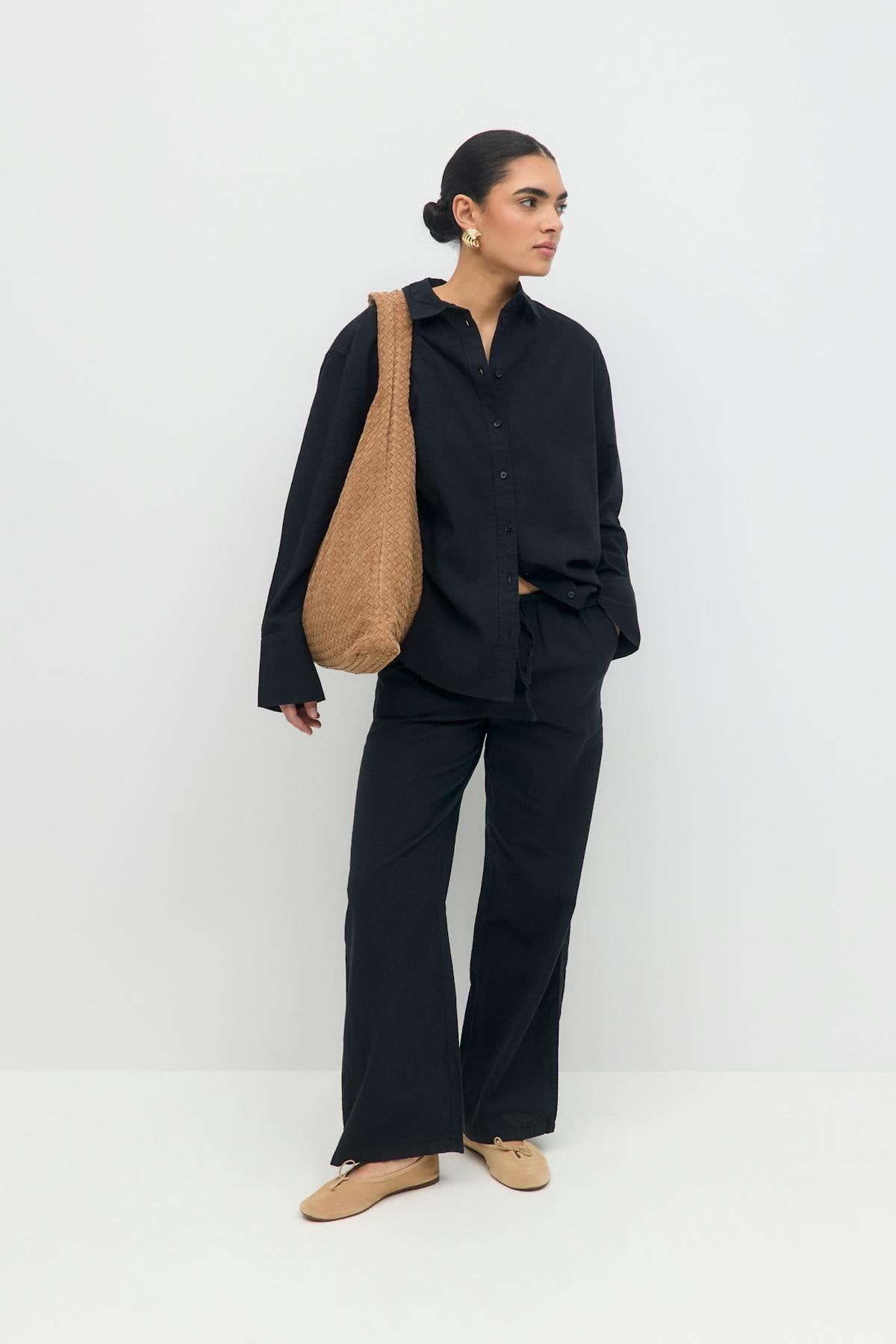 linen blend trousers