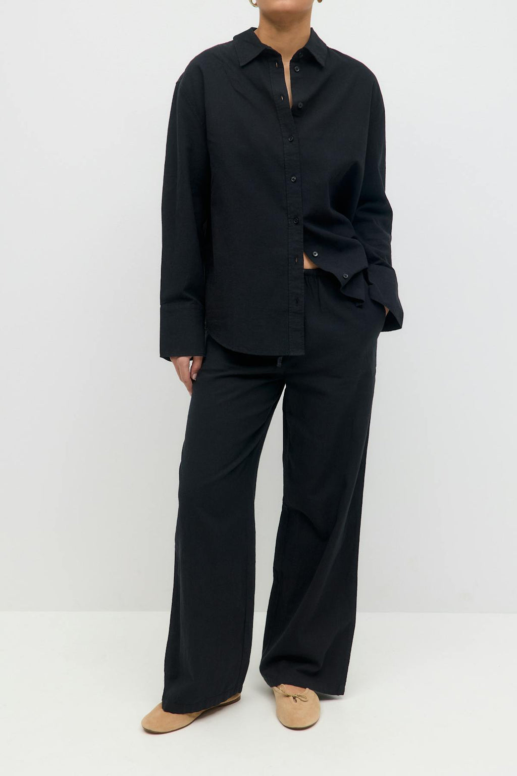 linen blend trousers