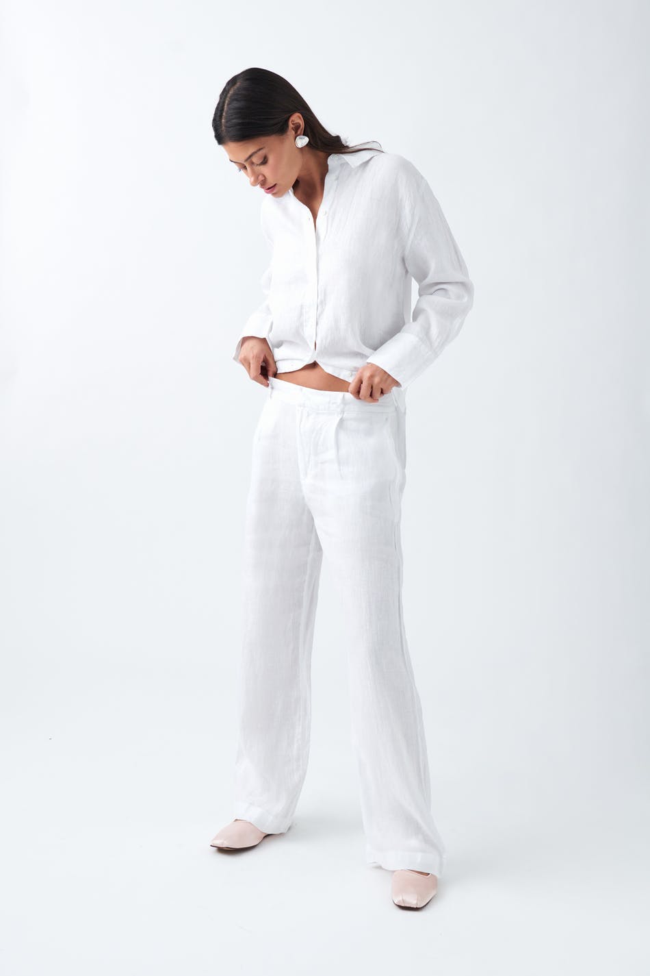 linen trousers