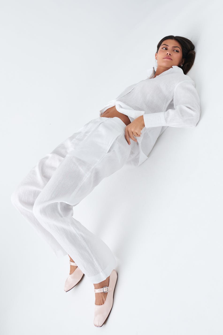 linen trousers