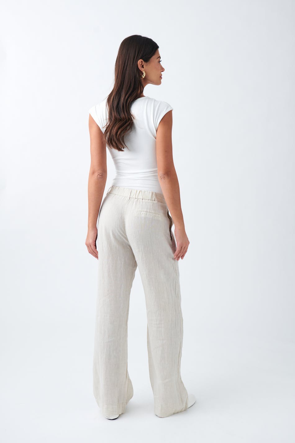 linen trousers