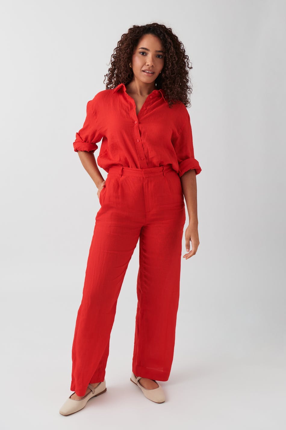 linen trousers