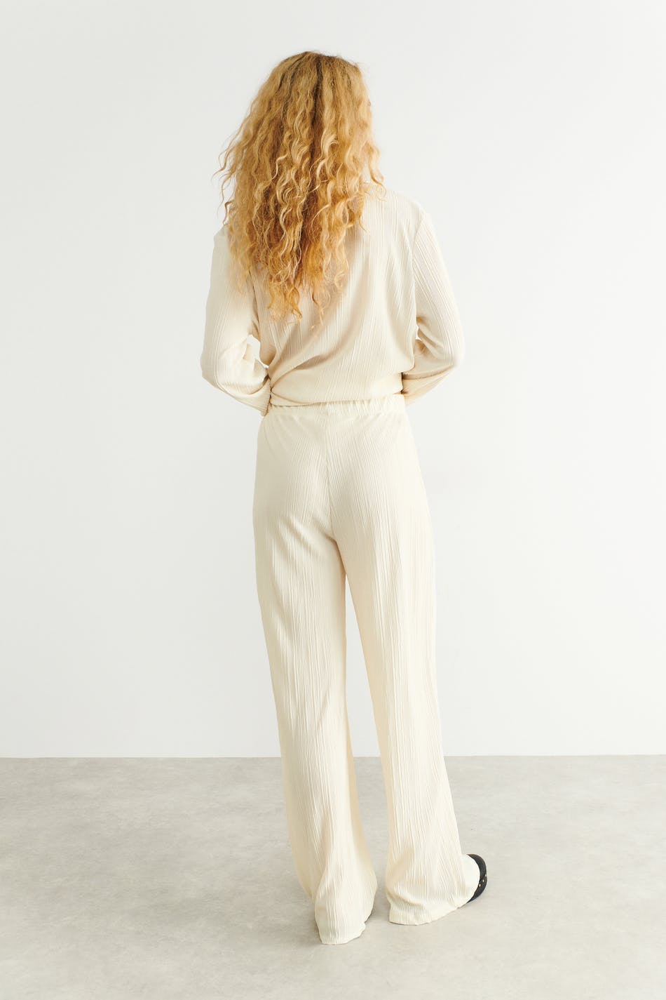 Pleated trousers
