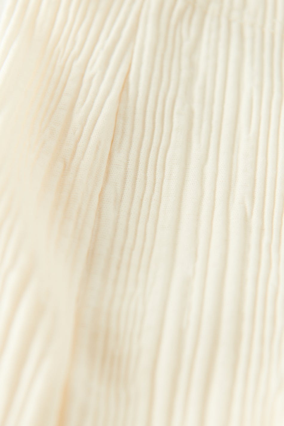 Pleated trousers