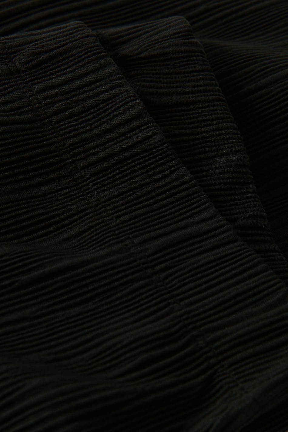 Pleated trousers
