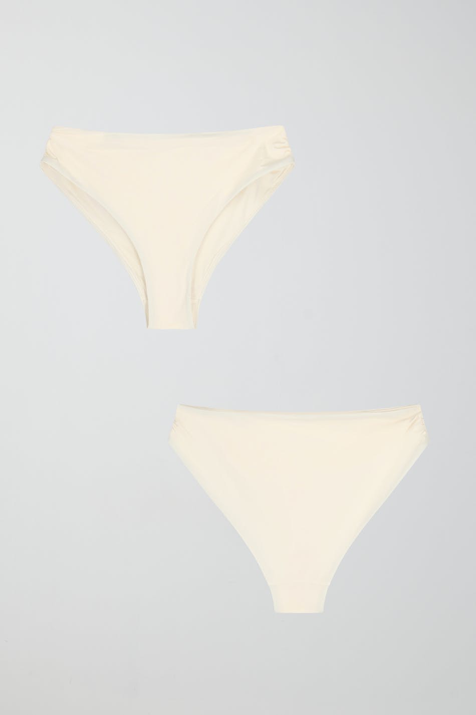 Ruched highwaist bikini brief