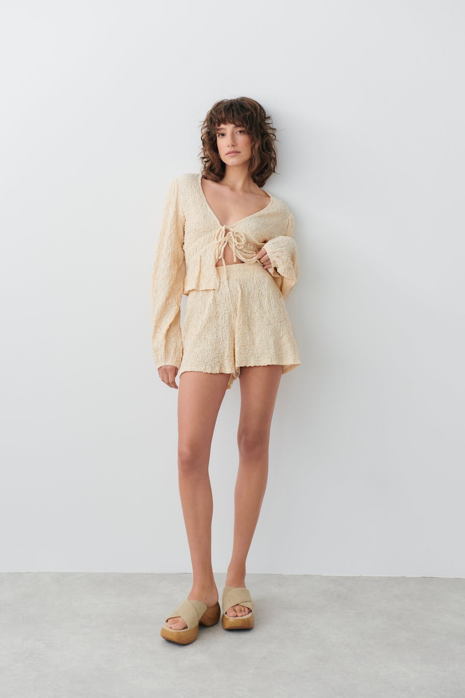 Structured jersey shorts