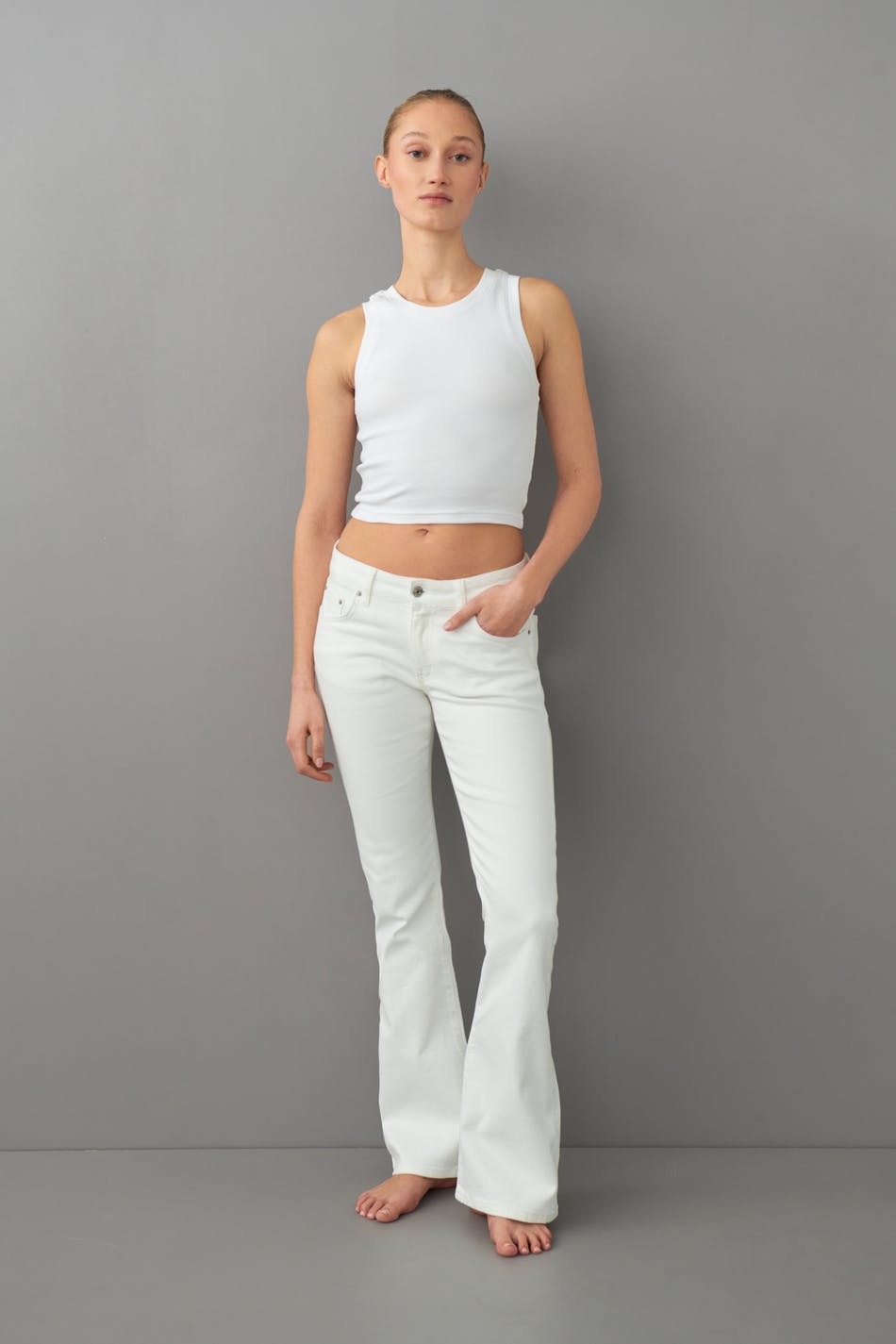 Low waist bootcut jeans