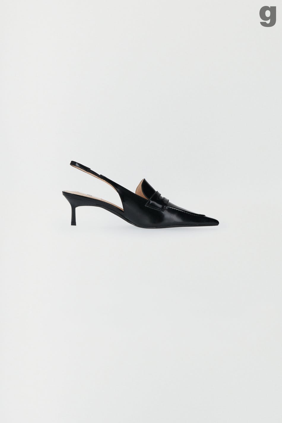 Pointy slingback heel sandals