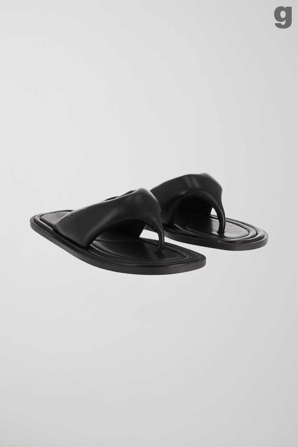 Flip flop sandals