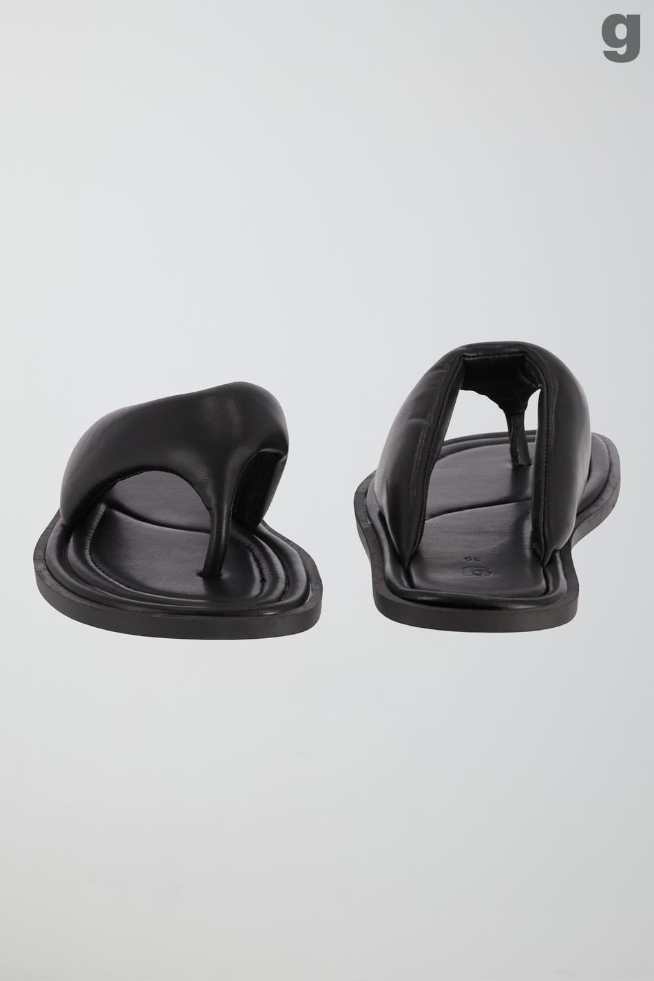 Flip flop sandals