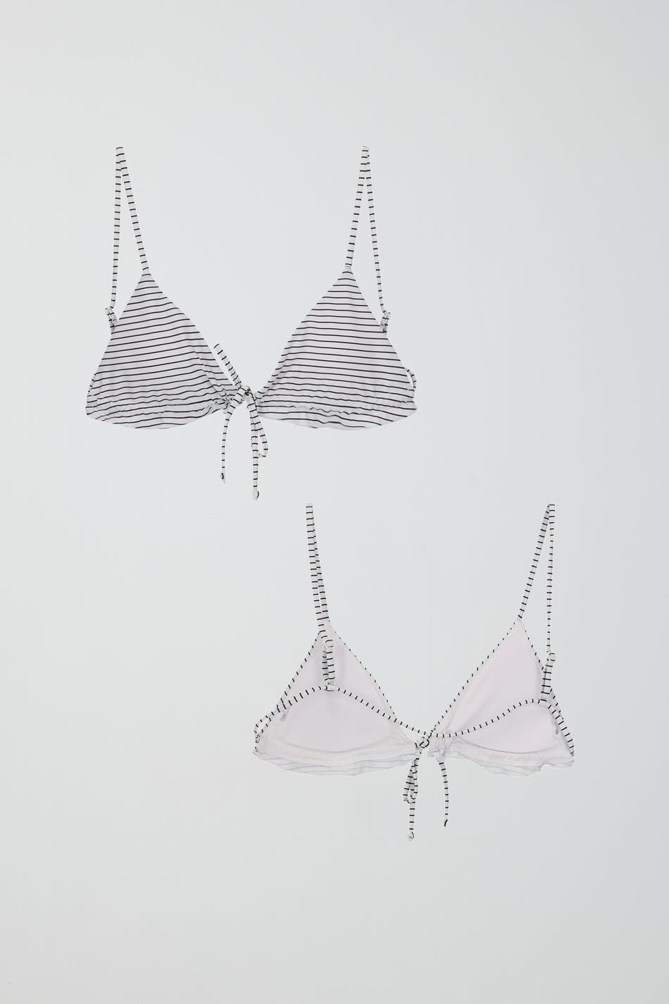 Frill strap bikini triangle
