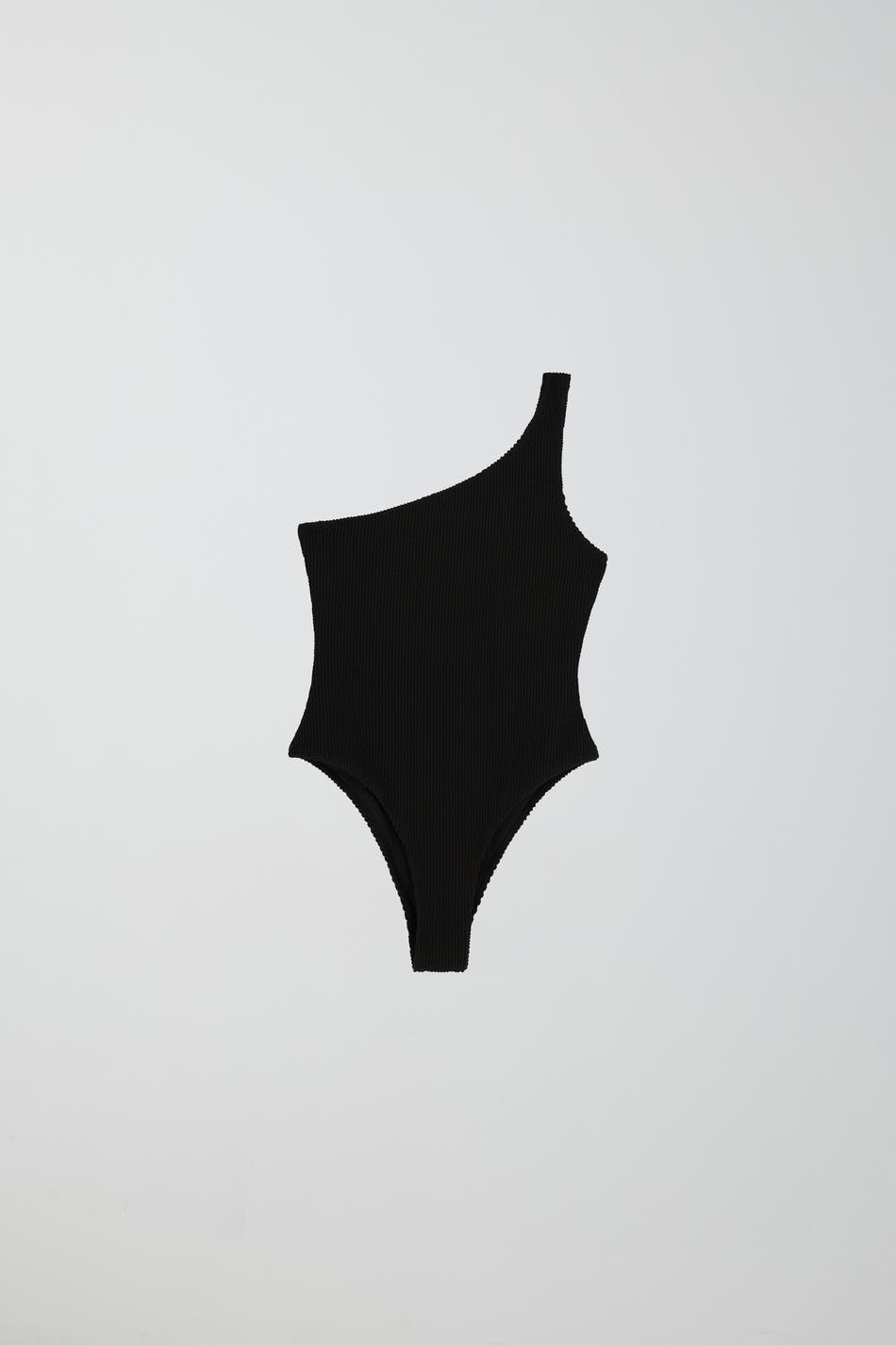 One shoulder swimsuit