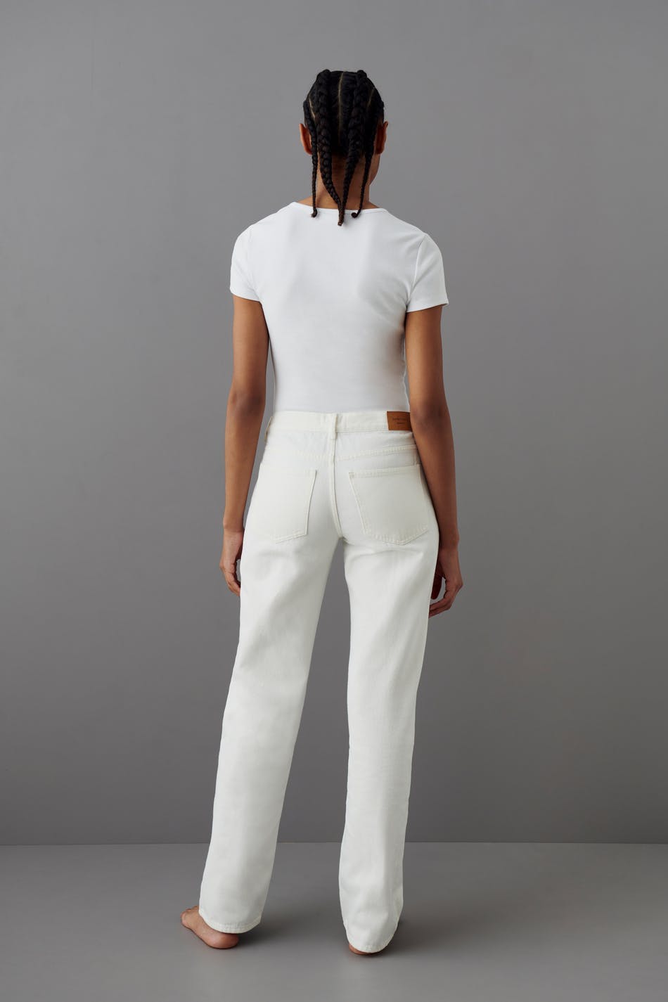 Low straight jeans