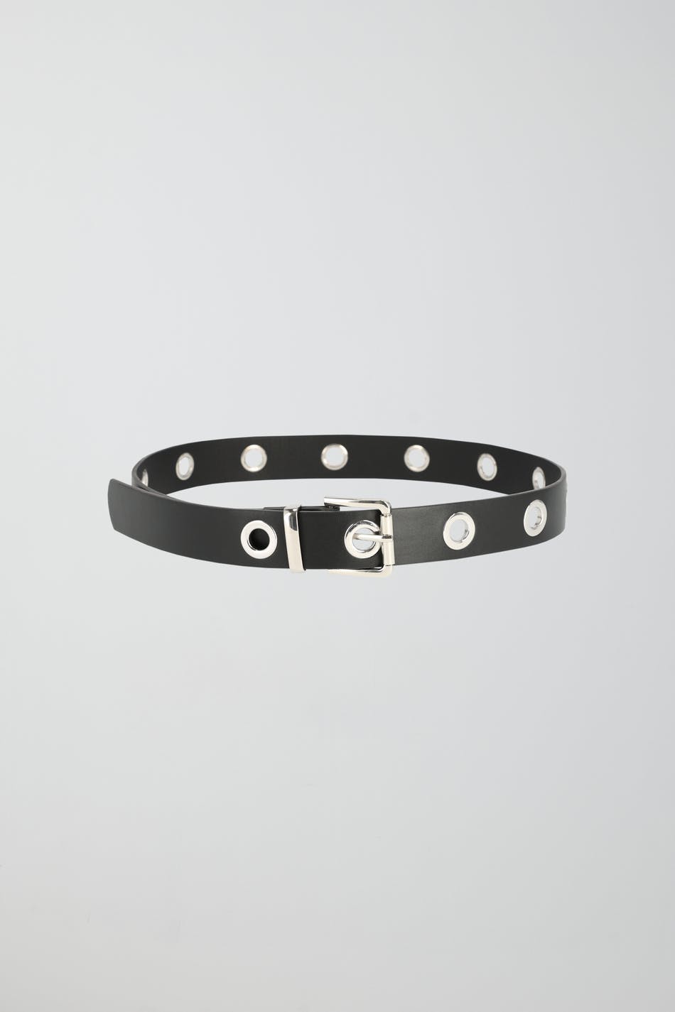 Eyelet belt