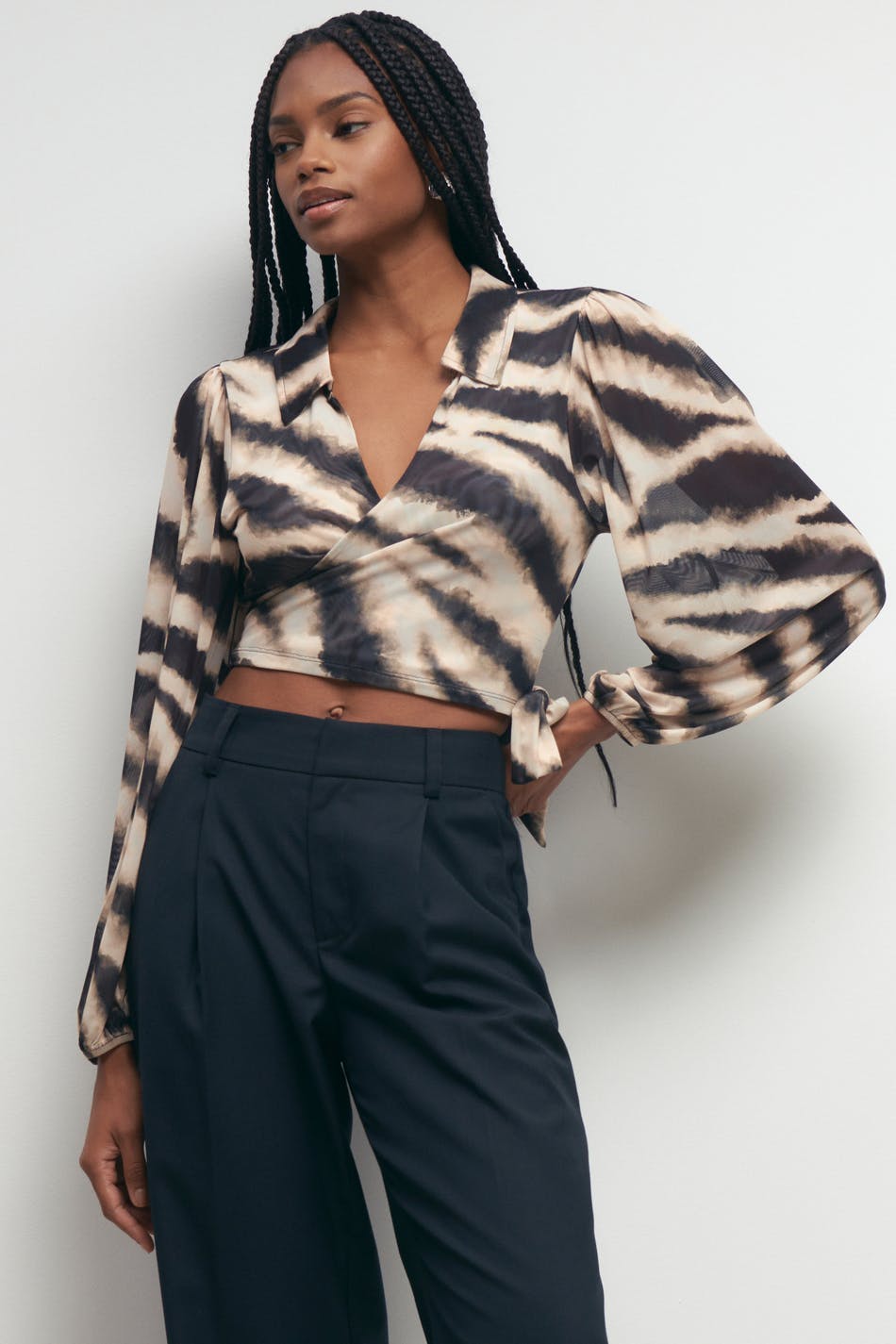 Sara mesh top