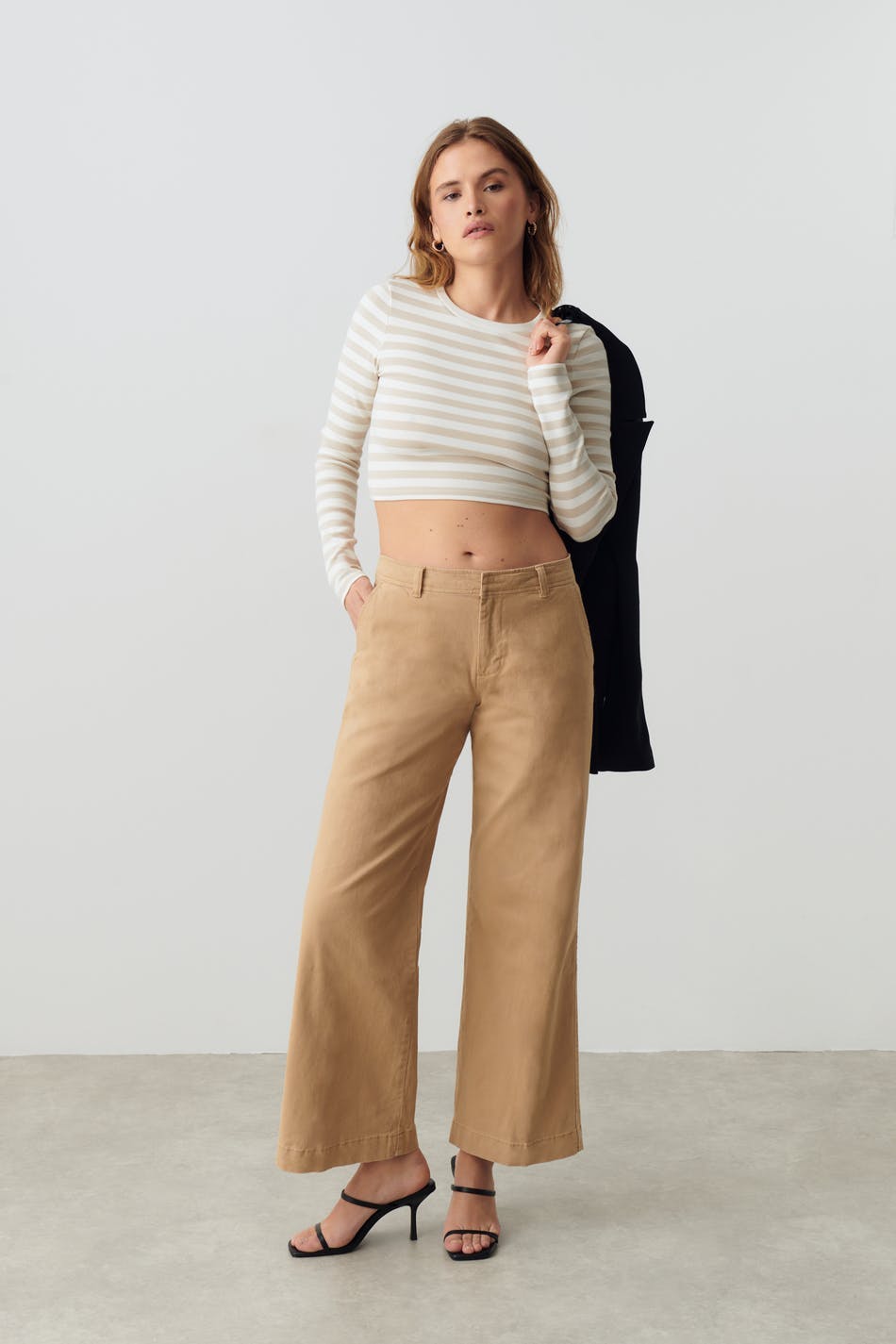 Chinos trousers