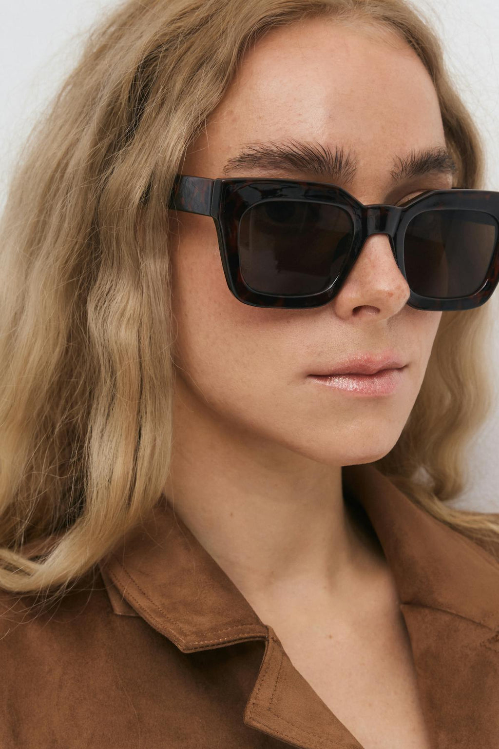chunky sunglasses