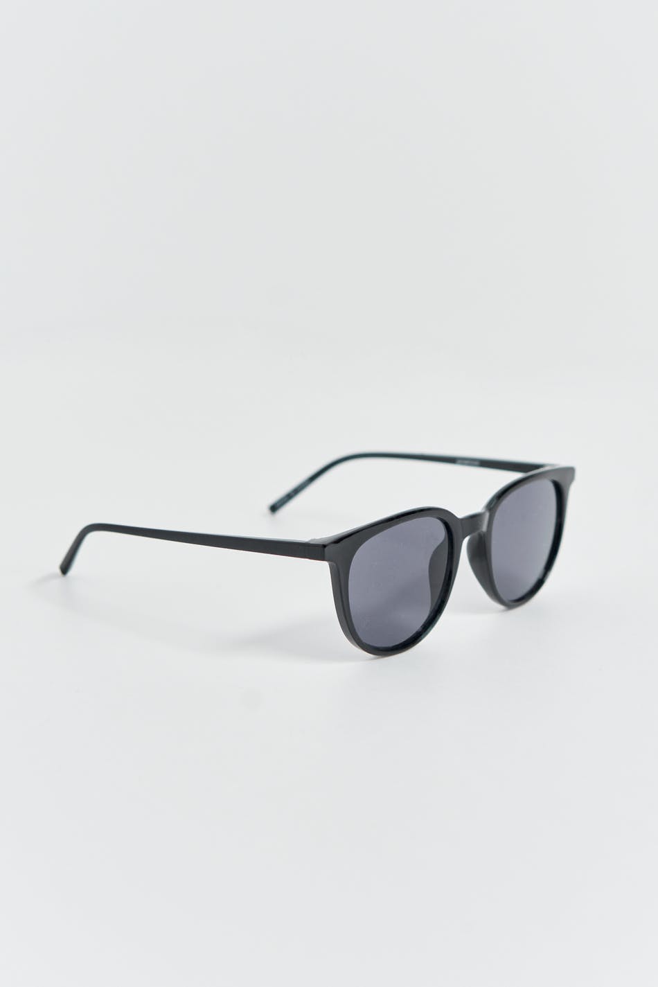 Preppy round sunglasses
