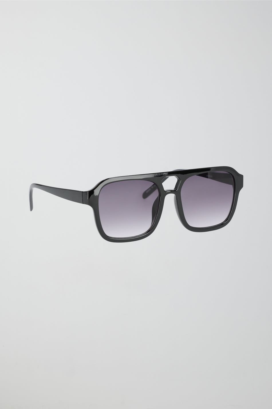 Oversized square sunglasses