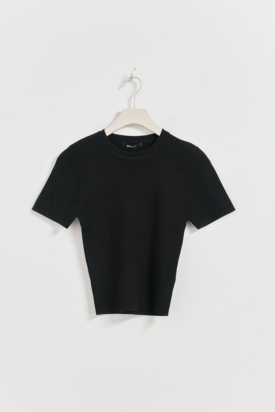 Basic knitted top