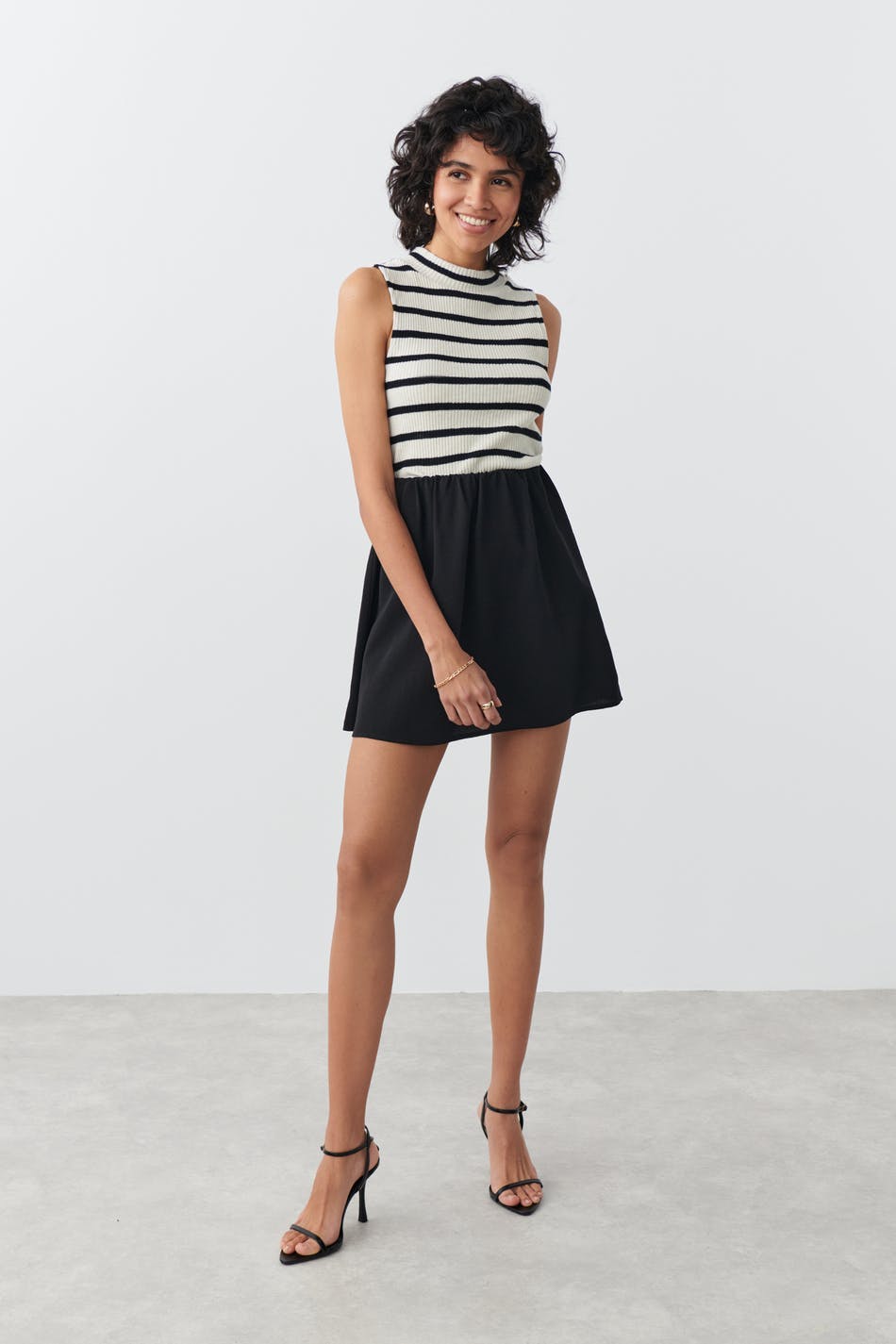 Short skirt