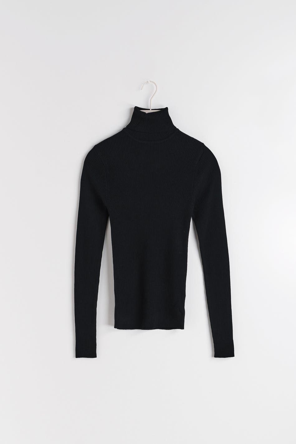 Knitted turtleneck top